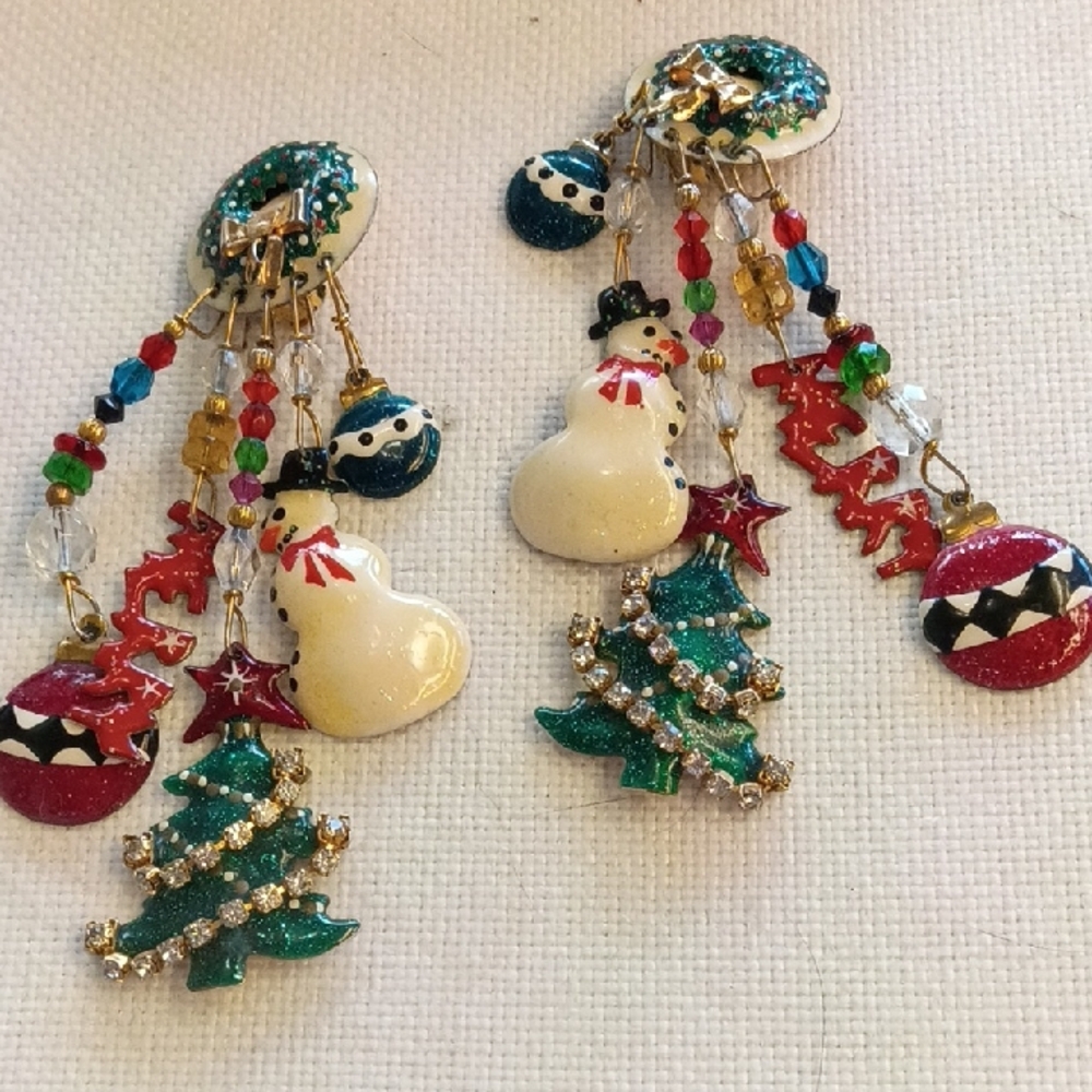 LUNCH AT THE RITZ Holiday Dangle Earrings with Snowman & Christmas Tree